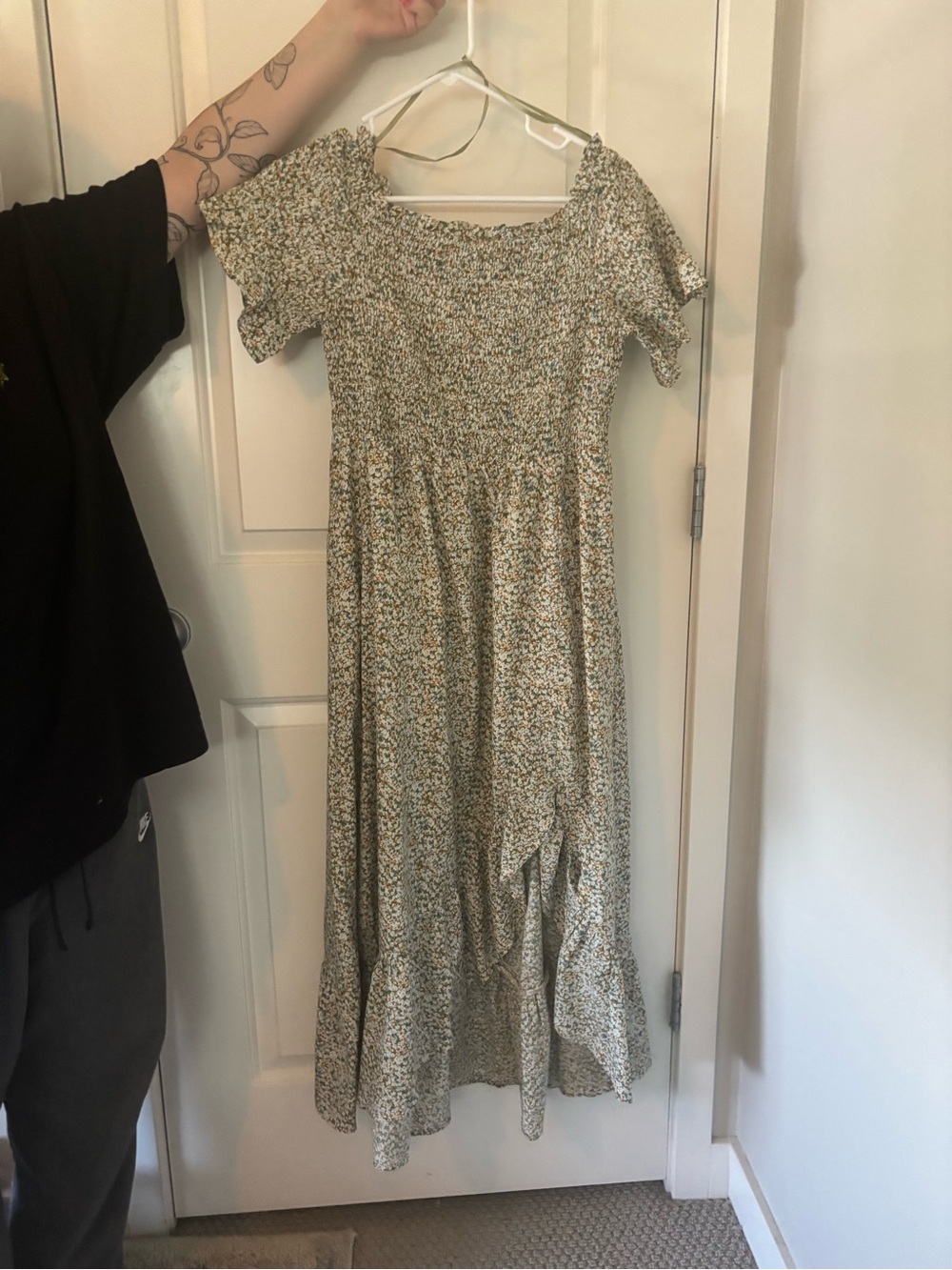 Wishlist Cream Floral Midi Dress